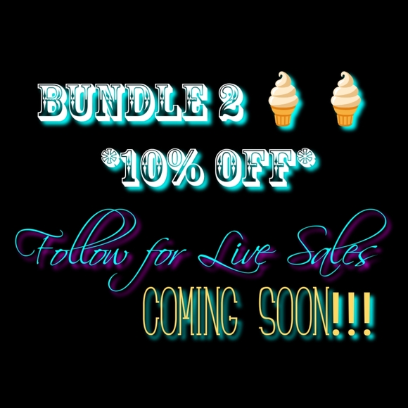 Labradorite Flash Crystal Pyramid - Picture 5 of 6